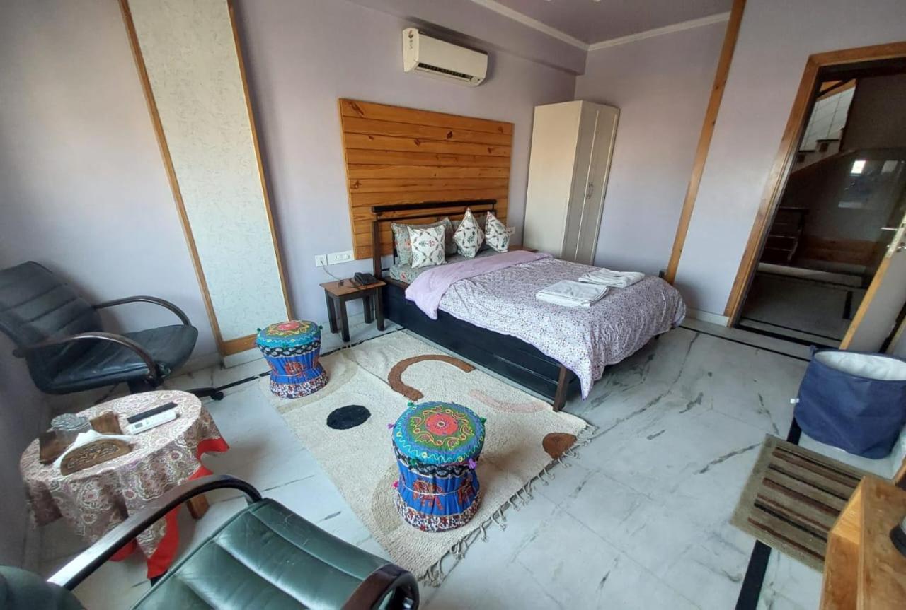 Jaipur The Lodge B&B Eksteriør billede